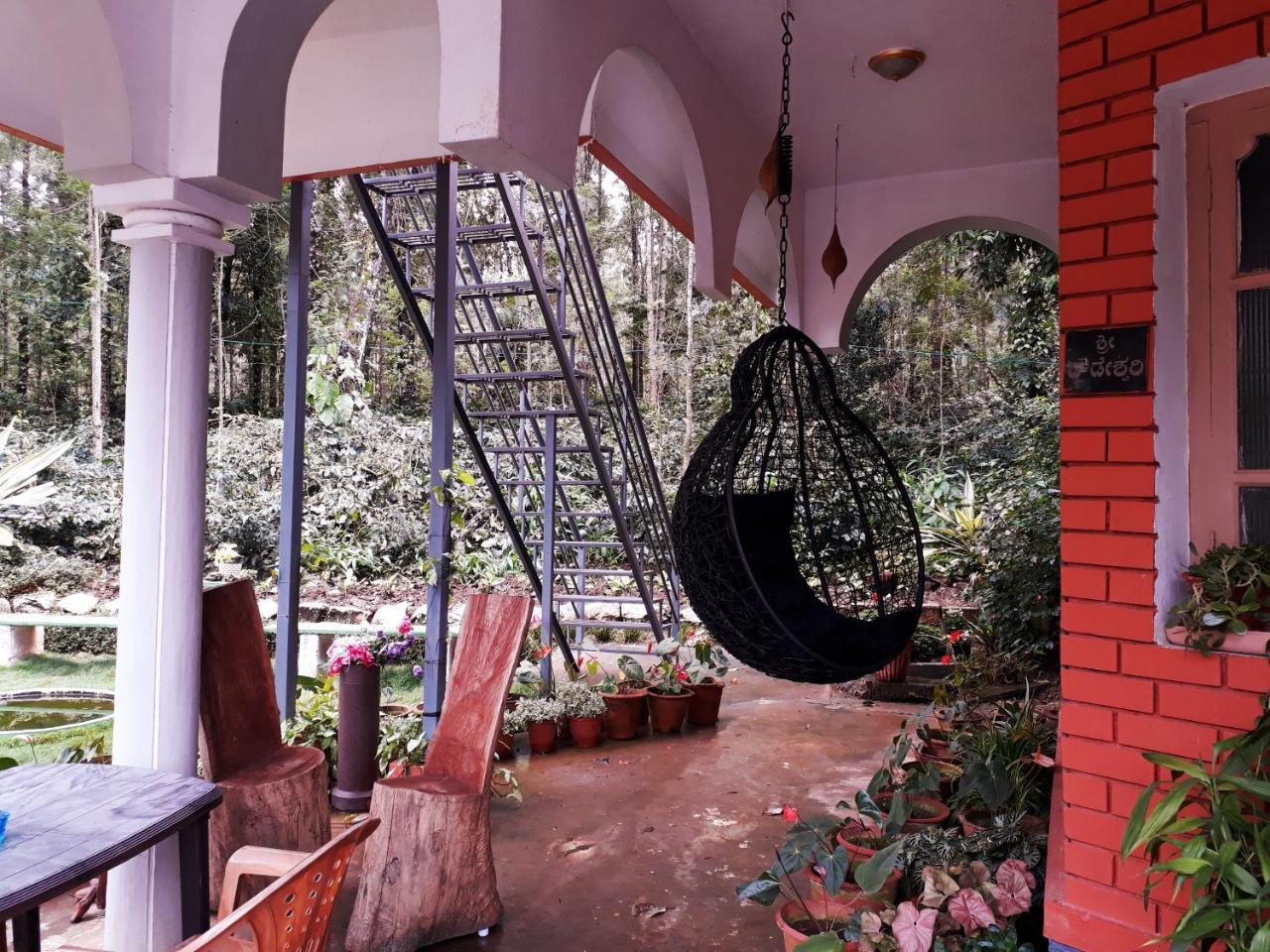 Bluebell Homestay Chikmagalūr Εξωτερικό φωτογραφία