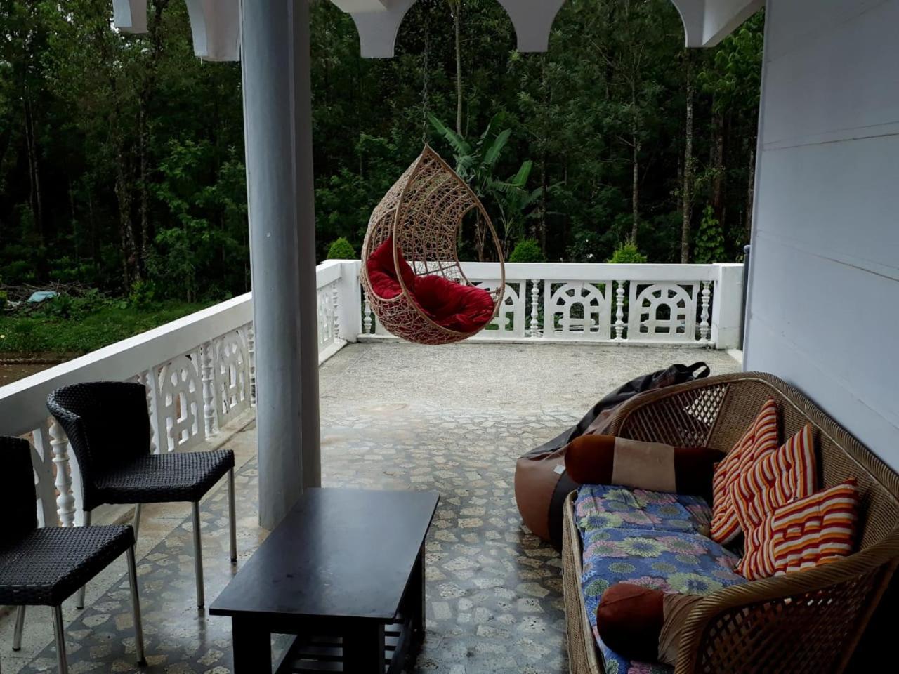 Bluebell Homestay Chikmagalūr Εξωτερικό φωτογραφία
